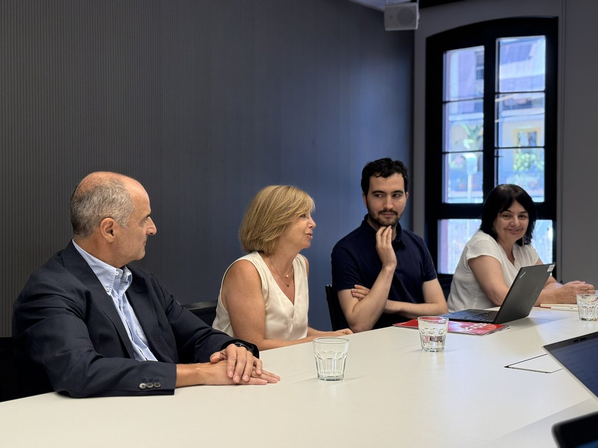 m4Social (@m4_social) on Twitter photo 👥Ens reunim amb <a href="/txellborras/">Meritxell Borràs</a>, directora de l'<a href="/apdcat/">Autoritat Catalana de Protecció de Dades</a>, per conèixer la feina de l'entitat i poder establir sinergies.
Debatem sobre les limitacions o condicionants que la #ProteccióDades comporta en projectes d'interoperabilitat al #TercerSectorSocial.
➕bit.ly/46lbB5G 👥Ens reunim amb <a href="/txellborras/">Meritxell Borràs</a>, directora de l'<a href="/apdcat/">Autoritat Catalana de Protecció de Dades</a>, per conèixer la feina de l'entitat i poder establir sinergies.
Debatem sobre les limitacions o condicionants que la #ProteccióDades comporta en projectes d'interoperabilitat al #TercerSectorSocial.
➕bit.ly/46lbB5G