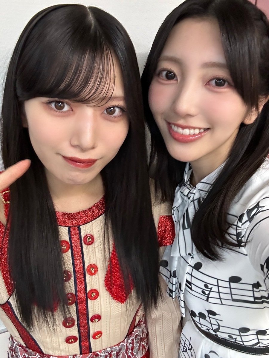 _tofugohan's tweet image. "ถ่ายมาใน 5 วิ ค่ะ
เวลาเราไม่ตรงกันเลย เลยได้คุยกัน「ว้า~ย ยะโฮ~น่ารักจังเลย~ขอบคุณน้า~ดีใจที่ได้เจอน้า~」แค่นั้นเองค่า^^;

มุรายามะซังเพื่อนซี้ค่ะ

จริง ๆ เรานัดไปทานข้าวด้วยกันประจำค่ะ
เพียงแค่ไม่ได้ถ่ายรูปด้วยกันเลย เลยแทบไม่มีรูปคู่เลยทั้ง ๆ ที่สนิทกันแท้ ๆ !"

―บล็อกโคนิชิ