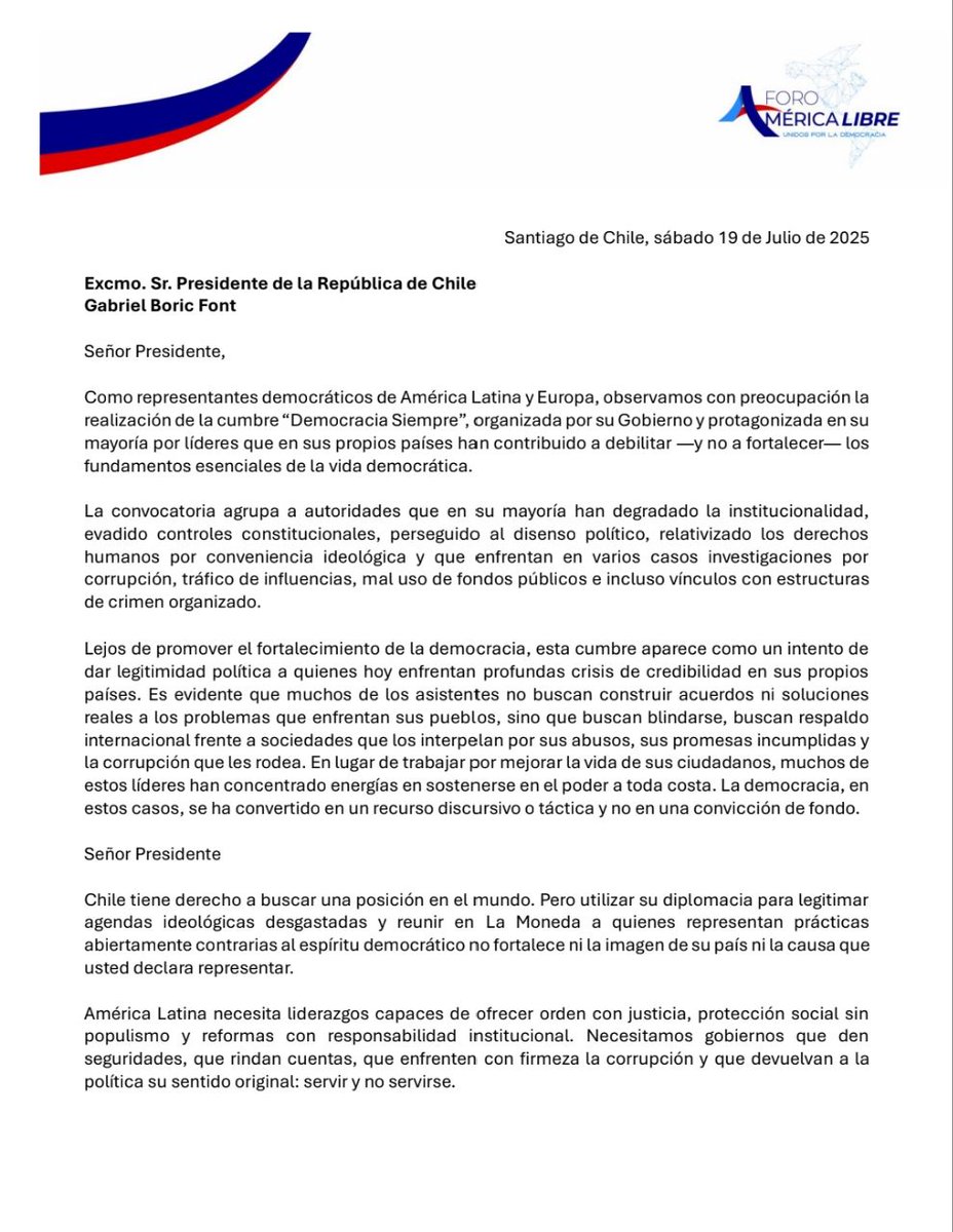 America_Libre1's tweet image. Desde el Foro América Libre y como representantes democráticos de América Latina y Europa, dirigimos esta comunicación al Presidente de la República de Chile, @GabrielBoric para manifestarle:
Observamos con preocupación la cumbre "Democracia Siempre", organizada por el Gobierno…