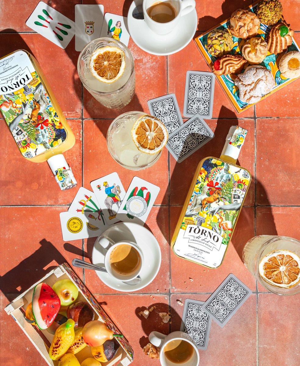 🍋 Torno Al Sud Limoncello 🍋 Straight from the sun-drenched lemon groves of our family farm in Ragusa, Sicily — where lemons still smell like lemons 🍋☀️
Crafted with love, tradition, and a little Sicilian stubbornness, this is the perfect limoncello for long summer nights