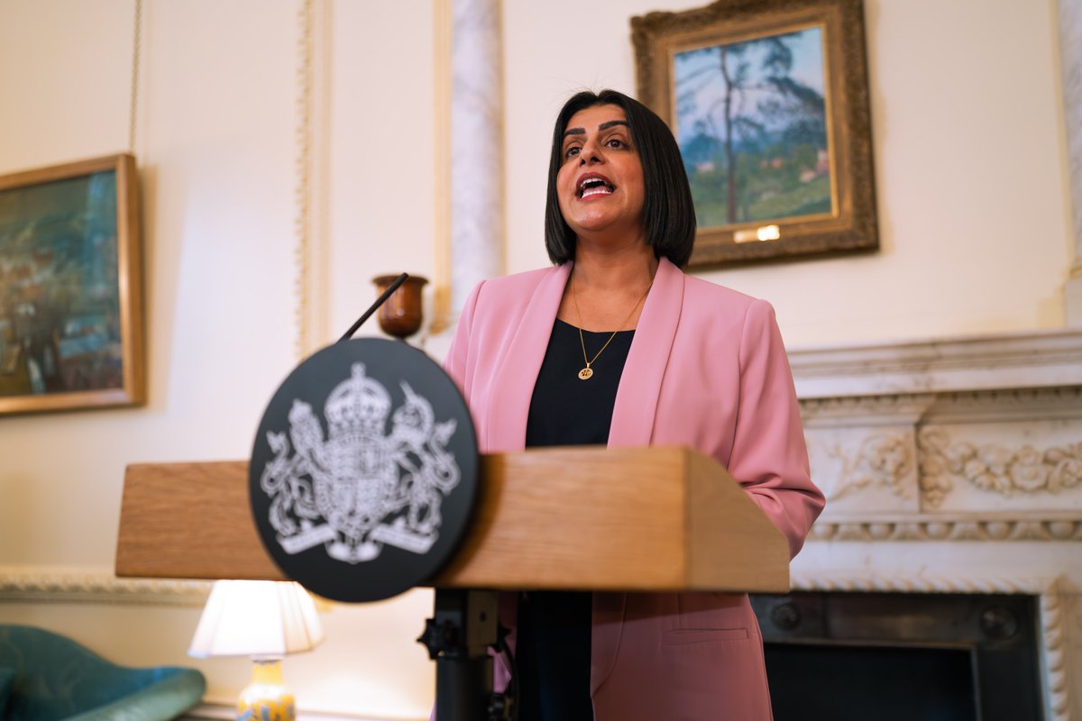 MoJGovUK's tweet image. Last week, Lord Chancellor @ShabanaMahmood and Minister @SarahSackman KC MP welcomed legal sector leaders to Downing Street. They celebrated the work being done to drive innovation and growth across the UK and acknowledged the legal sector as a key pillar of the justice system.