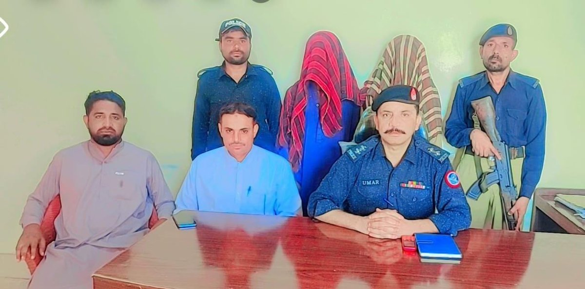 GhaffarBug46815's tweet image. Two sons and their father killed the mother in the name of #honor. Both sons have been arrested by Nasirabad, #Balochistan police.
#stophonorkilling
@HRCPakistan @HRCP87 @unwomen_pak @amnestysasia @AuratMarchKHI