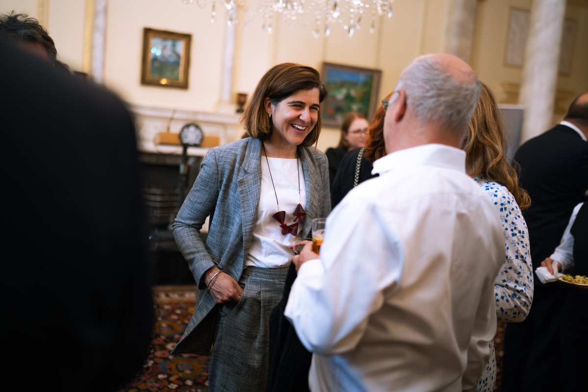 MoJGovUK's tweet image. Last week, Lord Chancellor @ShabanaMahmood and Minister @SarahSackman KC MP welcomed legal sector leaders to Downing Street. They celebrated the work being done to drive innovation and growth across the UK and acknowledged the legal sector as a key pillar of the justice system.