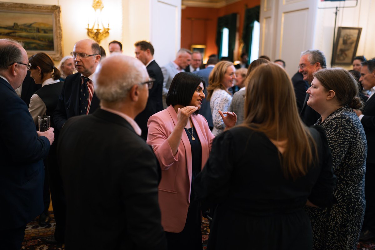 MoJGovUK's tweet image. Last week, Lord Chancellor @ShabanaMahmood and Minister @SarahSackman KC MP welcomed legal sector leaders to Downing Street. They celebrated the work being done to drive innovation and growth across the UK and acknowledged the legal sector as a key pillar of the justice system.