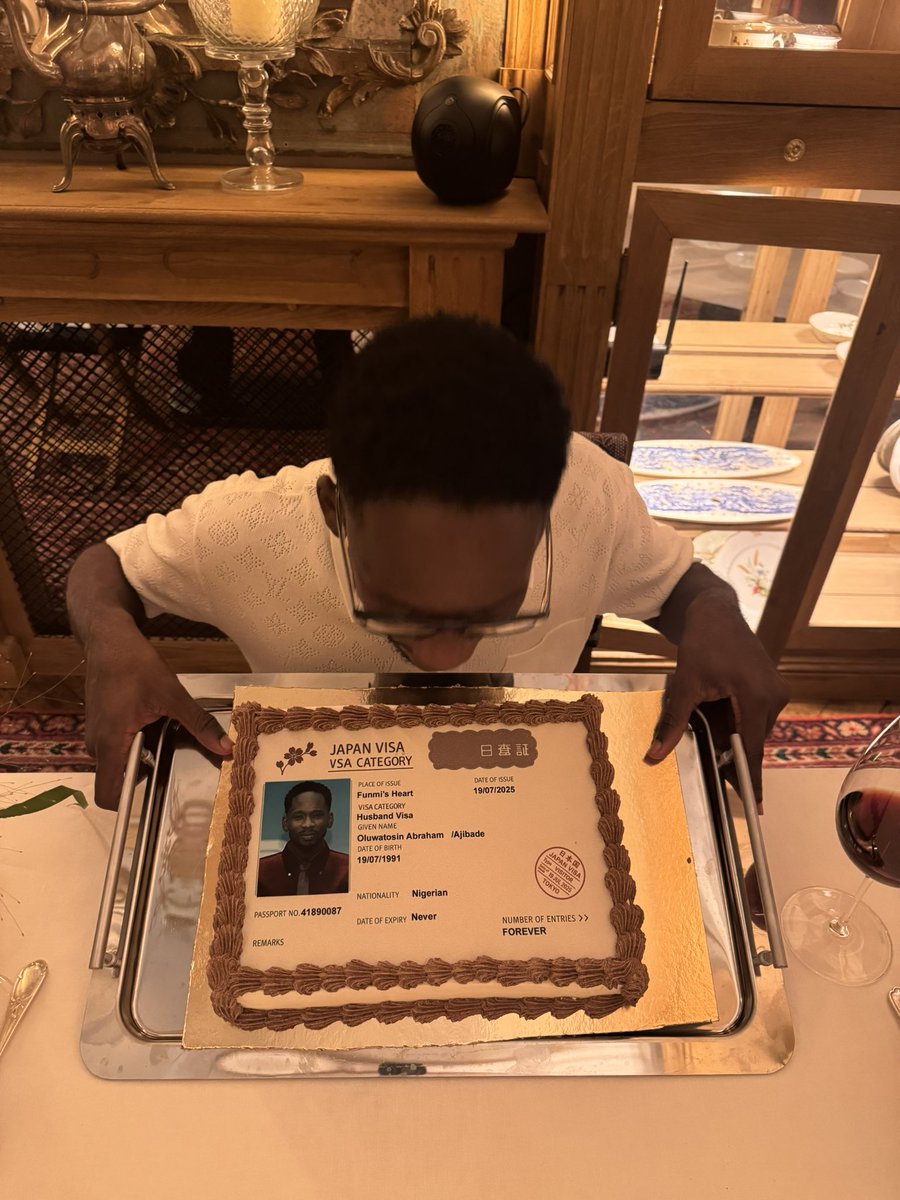 mreazi's tweet image. Nepo Baby 🧁