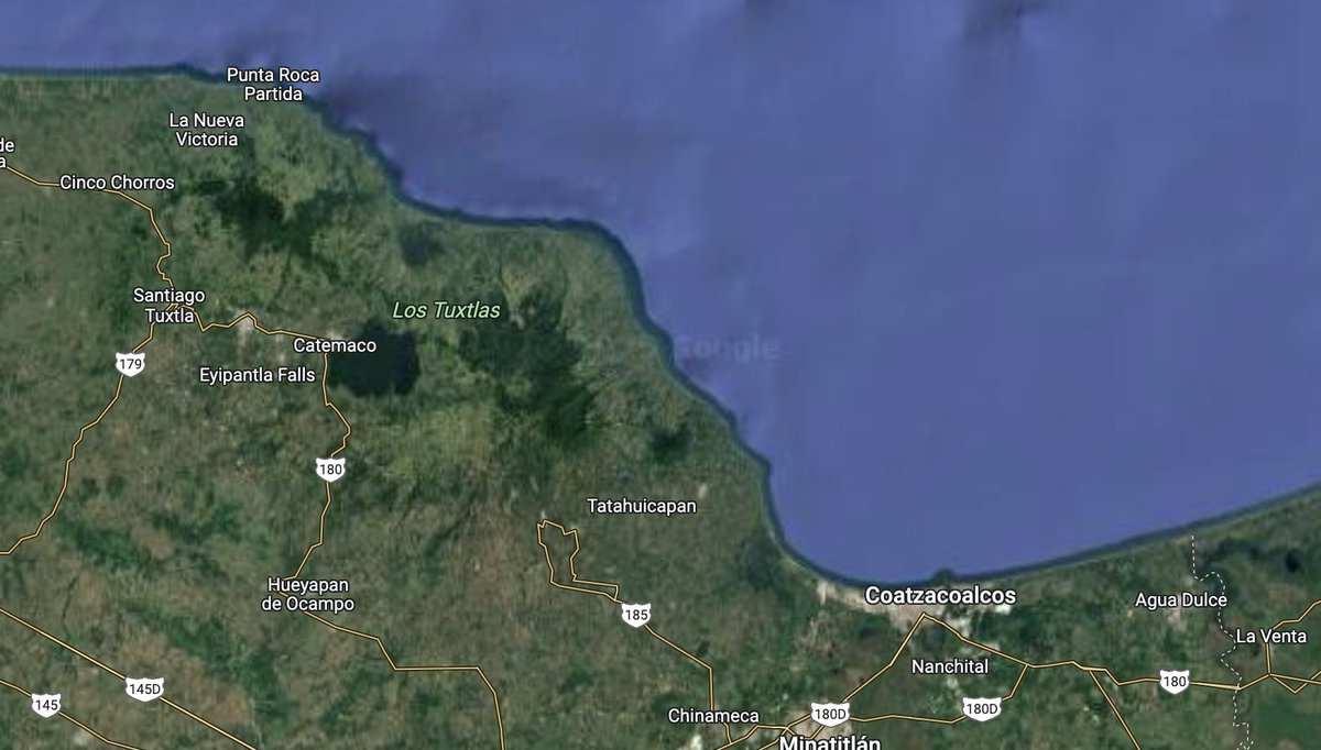 MyLatinLife's tweet image. This region of the Gulf of Mexico is never discussed, but it is home to volcanos, pre-hispanic ruins, monkeys, beaches and more.