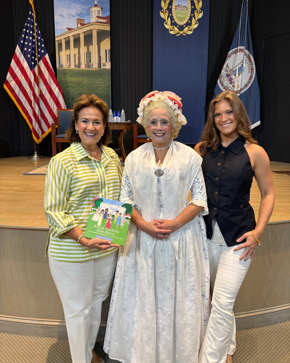 AnitaBMcBride's tweet image. Always love visiting @MountVernon—especially for Archaeology Family Day! Grateful to share #FirstLadiesMakeHistory with young readers alongside Gigi McBride & even Martha Washington! Thanks @WhiteHouseHstry for supporting hands-on civic learning.
