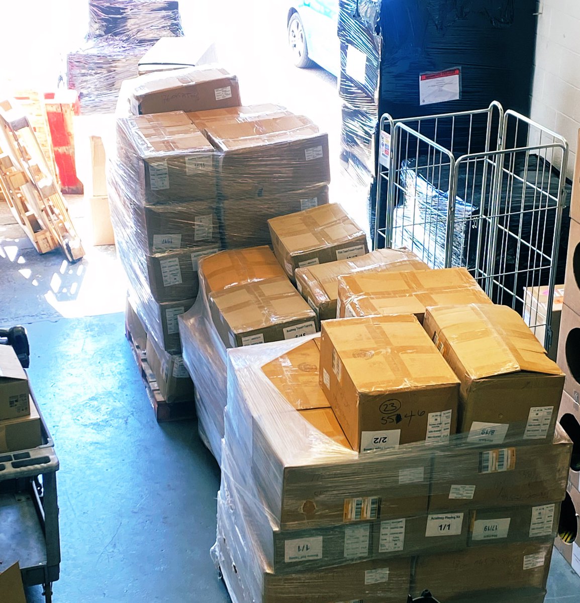 TerraceCarl's tweet image. A year of graft behind the scenes, all sat waiting on one man…