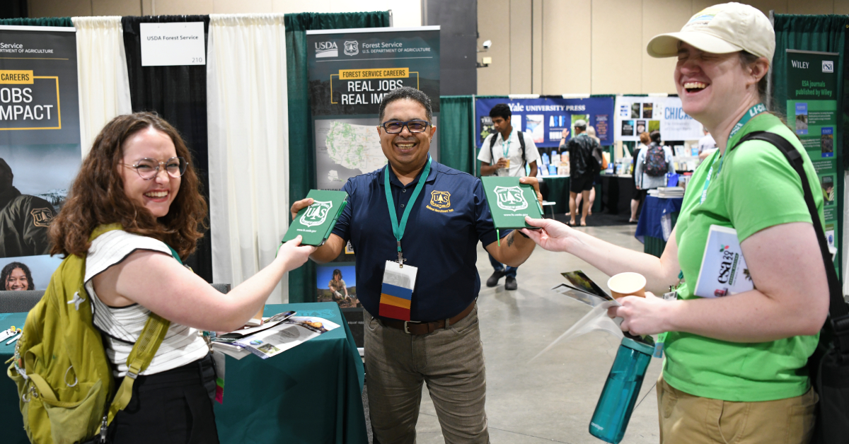 ESA_org's tweet image. Is your company #hiring? Career Central at #ESA2025 is hosting a more traditional career fair on 8/11. Tabletops are a great low-cost way to find candidates among 2,500 highly educated & experienced ecologists & environmental scientists! Contact jon@esa.org for more info.
