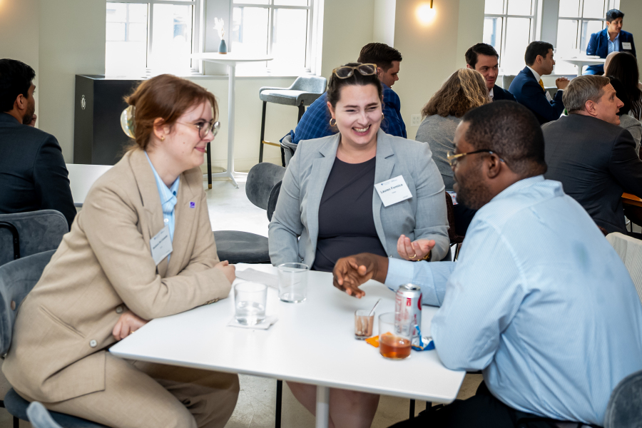 BSPH_CHS's tweet image. Last week, the Center’s Emerging Leaders in Biosecurity (#ELBI) Fellowship convened for its Research Symposium. The collaboration and innovation inspired by this meeting will help us tackle some of the most challenging #biosecurity issues.
centerforhealthsecurity.org/education-trai…