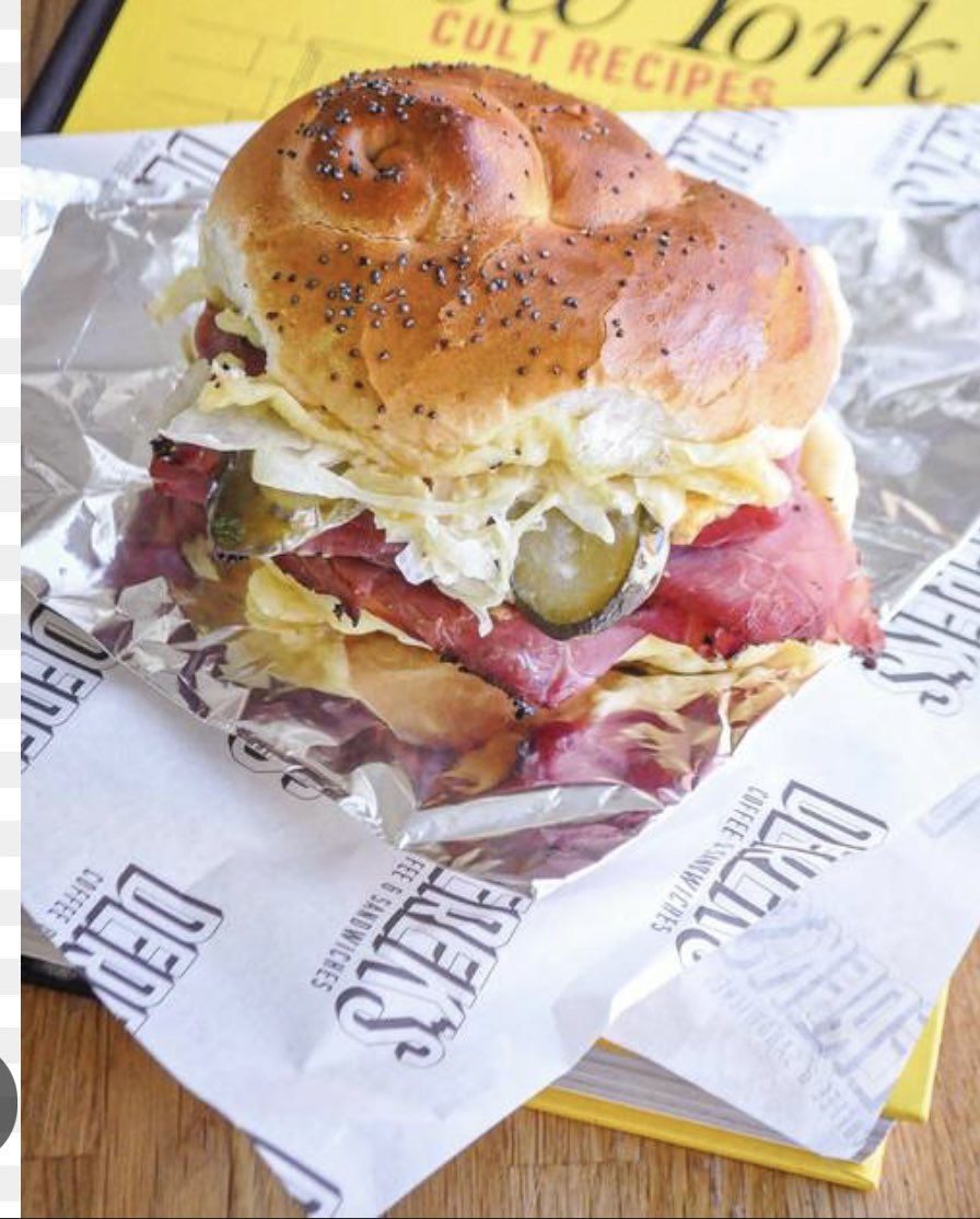 ianjohno77's tweet image. Just ate one of these and had a game of street fighter. Happy as a pig in shit 👌🤣