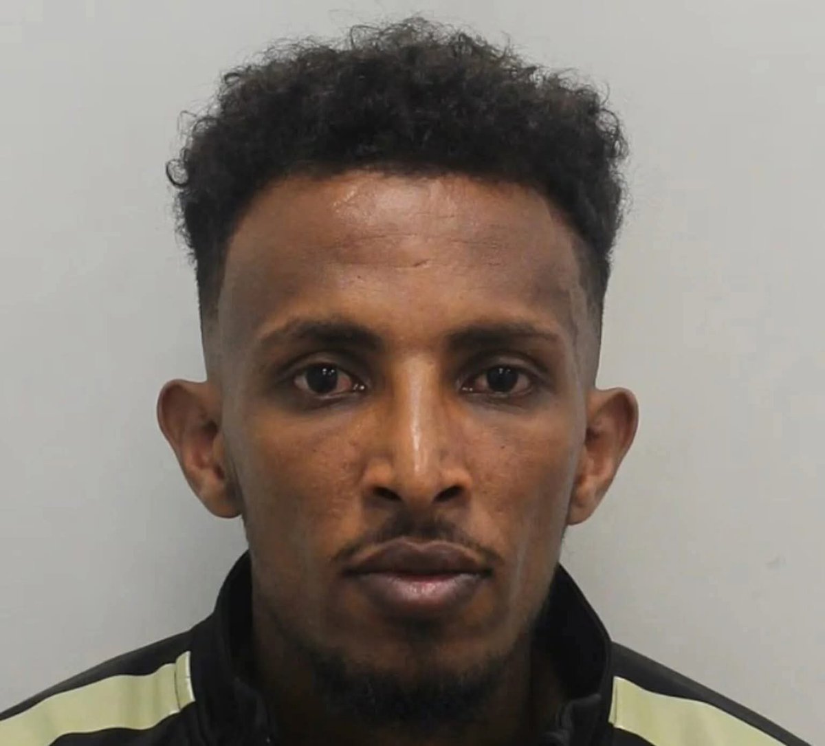 Perky_43's tweet image. A channel migrant has been handed a prison sentence after he sexually assaulted an "extremely vulnerable" girl with learning difficulties.
Aron Hadsh, 27, from Eritrea was living in a taxpayer-funded hotel near Heathrow when he attacked the 19-year-old in June last year.
She…