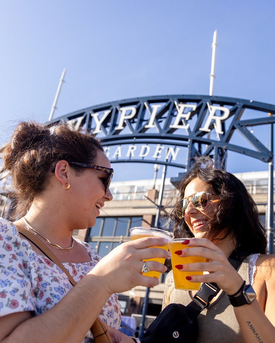 NavyPier's tweet image. Think you’ve got what it takes? Join us in the Beer Garden trivia every Thursday now–Aug 28 from 6:30–8:30 PM for trivia with @freepubtrivia! Weekly prizes + a summer-long grand prize up for grabs! 🧠🍻 Learn more: bit.ly/44RKD4f
