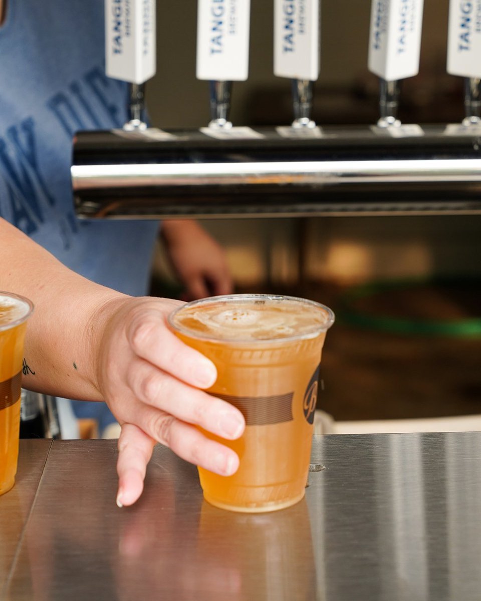 NavyPier's tweet image. Think you’ve got what it takes? Join us in the Beer Garden trivia every Thursday now–Aug 28 from 6:30–8:30 PM for trivia with @freepubtrivia! Weekly prizes + a summer-long grand prize up for grabs! 🧠🍻 Learn more: bit.ly/44RKD4f