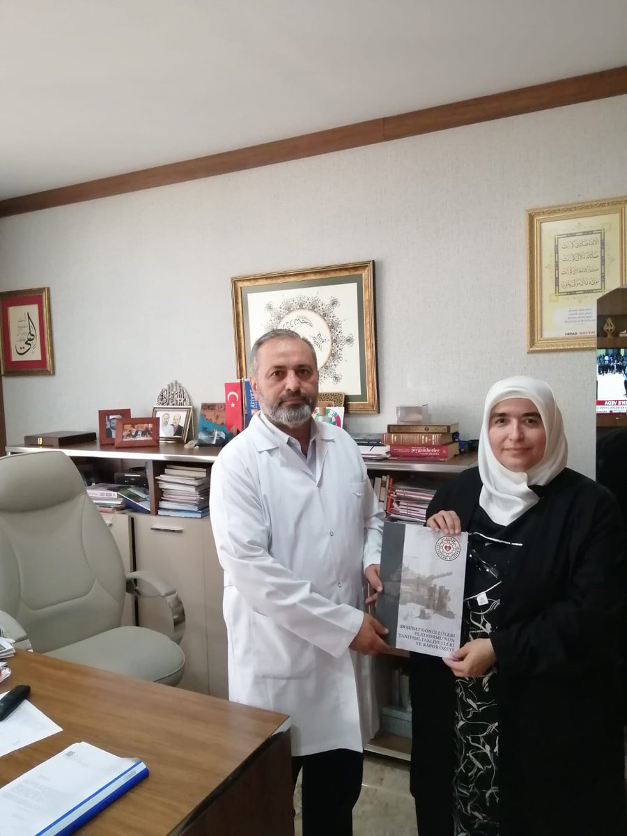 Platform Başkanımız Şerife KAYA, 
28 Şubat Mağdurları için KOMİSYON kurulması çalışmaları doğrultusunda Afiyet Hastanesi Başhekimo  Sayın Dr.Selahattin SEMİZ'i ziyaret edip kendisine "28 Şubat Gönüllüleri Platformunun Tanıtımı, Faaliyetleri ve Rapor Özeti" çalışmamızı ve