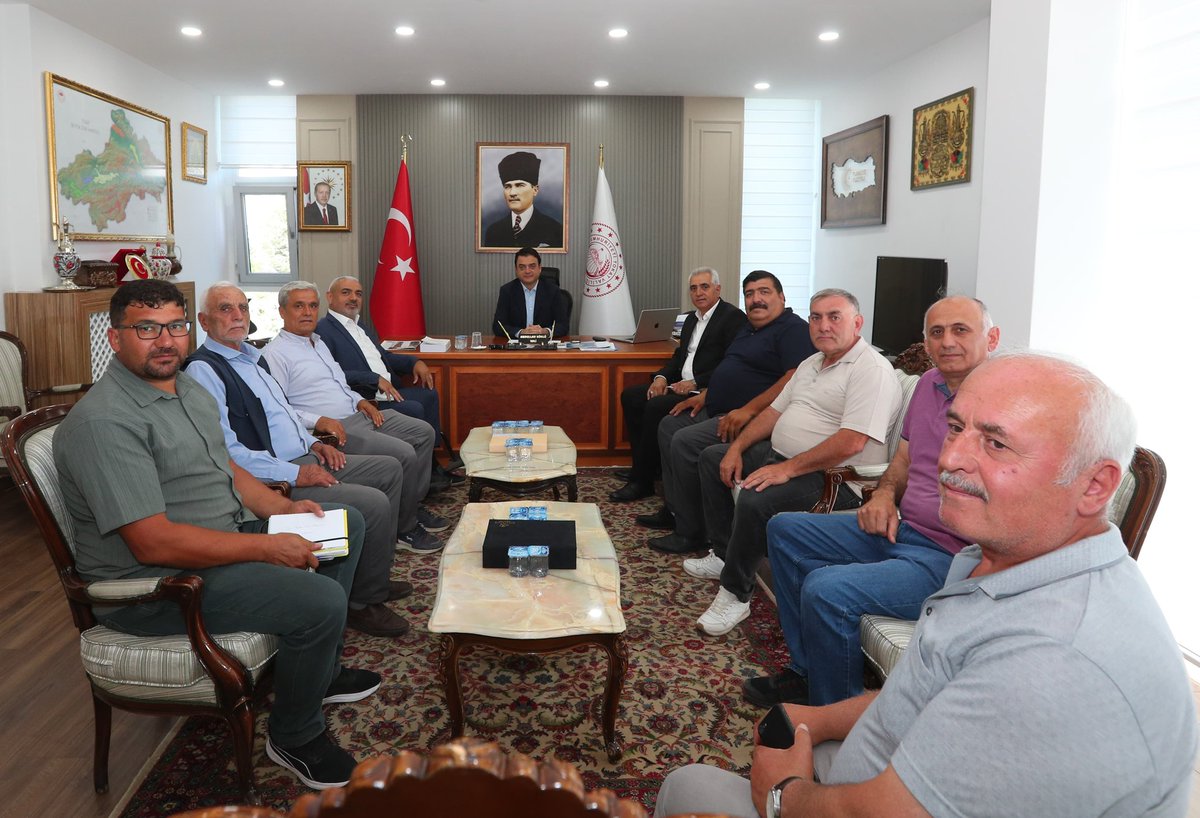 Tokat Valiliği (@tokatvaliligi) on Twitter photo Tokkon Genel Başkanı Ahmet Yılmaz, Almus Oğulbey Köyü Muhtarı Bilal Tokgöz, İstanbul İkitelli Organize Sanayi Koop Başkanı Ömer Hanoğlu, Reşadiye Özen Köyü Dernek Başkanı İsmail Özer ve beraberindekiler, Valimiz <a href="/abdullahkoklu/">Abdullah Köklü</a>’yü ziyaret ettiler. Tokkon Genel Başkanı Ahmet Yılmaz, Almus Oğulbey Köyü Muhtarı Bilal Tokgöz, İstanbul İkitelli Organize Sanayi Koop Başkanı Ömer Hanoğlu, Reşadiye Özen Köyü Dernek Başkanı İsmail Özer ve beraberindekiler, Valimiz <a href="/abdullahkoklu/">Abdullah Köklü</a>’yü ziyaret ettiler.