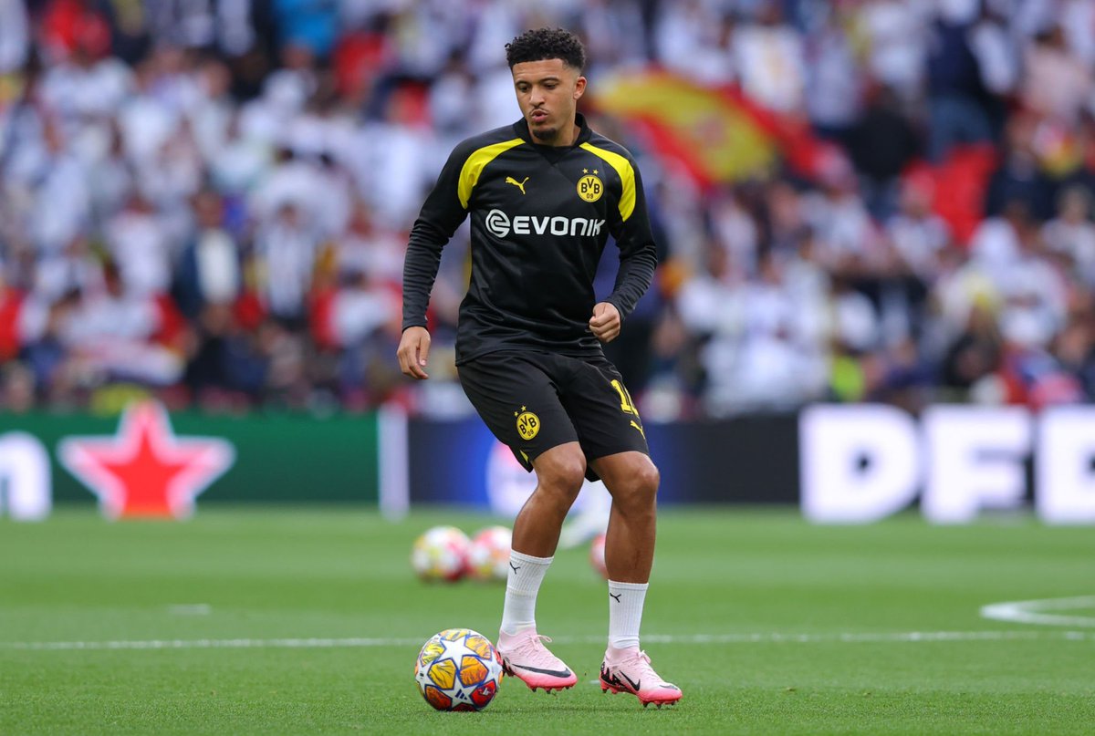 BianconeriZonEs's tweet image. #Juventus finalizará el acuerdo con #JadonSancho entre hoy y mañana.

El acuerdo ya está en vigor en todos los aspectos, y hay 28 millones de euros procedentes de las ventas de #Weah y #Mbangula.

@Sportmediaset 🟠