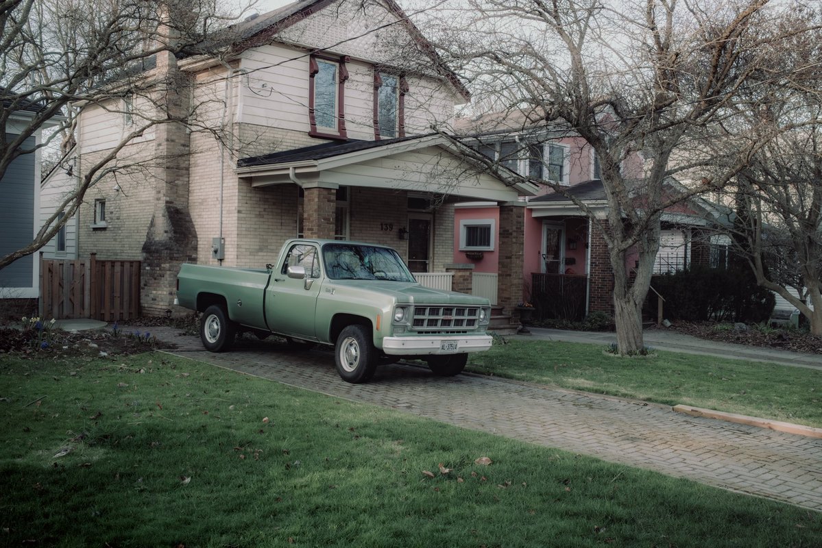 nowhereont's tweet image. house hunting