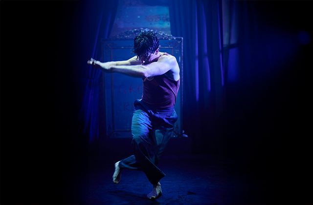 PavilionTheatre's tweet image. ★★★★ "Even when doing dystopia @CoisCeim craft it beautifully... At moments it looks a little like heaven" – The Arts Review
Don’t miss DANCEHALL BLUES – David Bolger’s award-nominated duet from Dublin Fringe 2024.
Thu 31 Jul - Sat 2 Aug | 🎟️ buff.ly/UuGMw9G