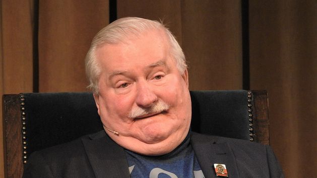 Wałęsa będzie na ślubowaniu prezydenckim pod warunkiem że to on je złoży. - rozmawiał już na ten temat z Safjanem i Zollem, to jest możliwe.