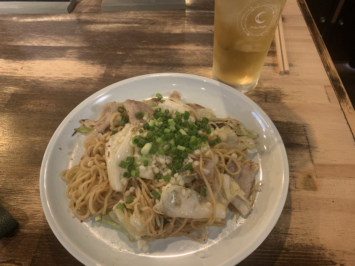 kain___44's tweet image. \(* ´ ꒳ ` *)/ンバッ
焼きそば食べたすぎて退勤しました←
めっちゃ美味しい!!
昨日、おとといとみんなの美味しそうな香りだけでやられてたけど、やっと食べれて幸せ♡♡♡
