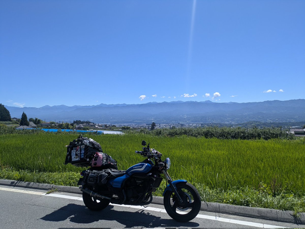yoka_rider's tweet photo. 達成報告です
無事に家に辿り着けました
日本一周中同じ目的をもった仲間を
始め本当に色んな方の応援や心づかい
に励まされて最高の形でゴールを迎えることができました
ありがとうございました
一周やって後悔は微塵も無い

最高の2回目の青春だった
これで俺の旅はおしまい

#日本一周　#バイク旅 https://t.co/1wUQuvc05w