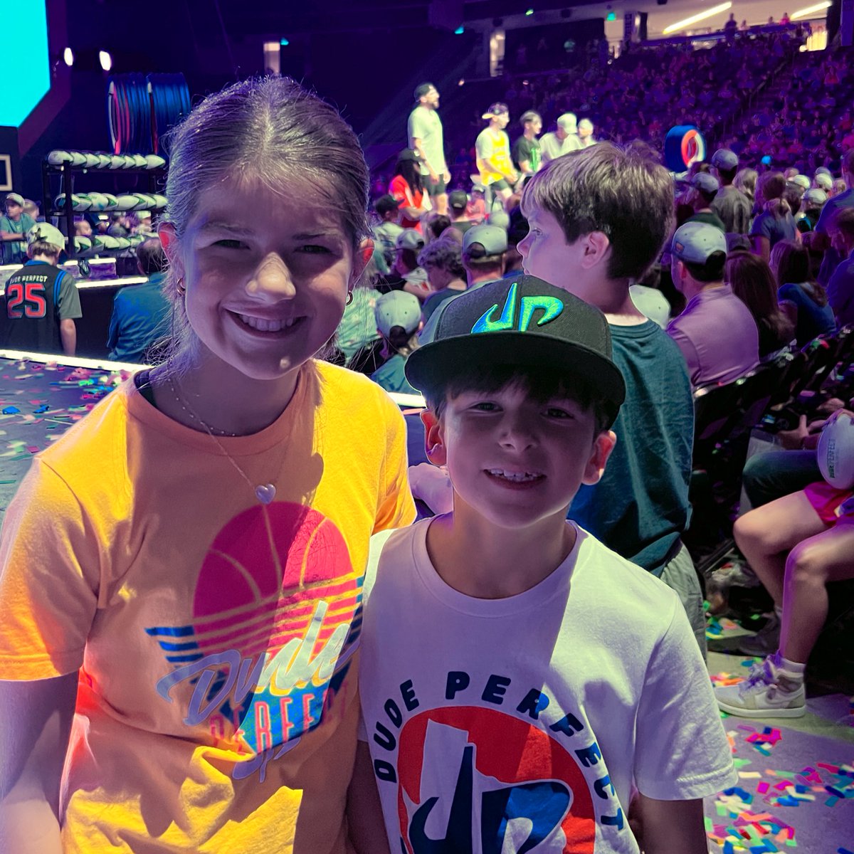 CoachWeaverMRA's tweet image. CORE memory secured last night in Birmingham at Dude Perfect. ๐๐๏ธ๐น
