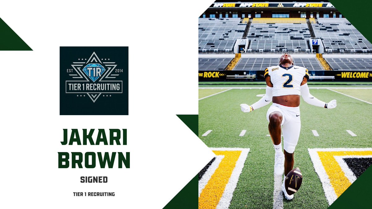 WeGetYouOffers's tweet image. Thrilled to welcome @JakariB33 to the Tier1Recruiting family. We’re looking forward to helping maximize his opportunities on and off the field. 🤝 #Tier1Recruiting #HighSchool