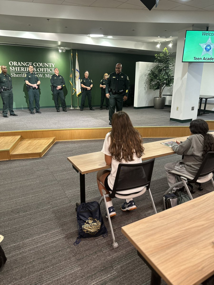 OrangeCoSheriff's tweet image. OCSO’s third Law Enforcement Teen Academy for 2025 is officially underway! ⭐️🚔
These teens are getting an exclusive behind-the-scenes look at what it takes to work in law enforcement and civilian operations at OCSO.
Undersheriff Mark Canty and our Senior Leadership Team…