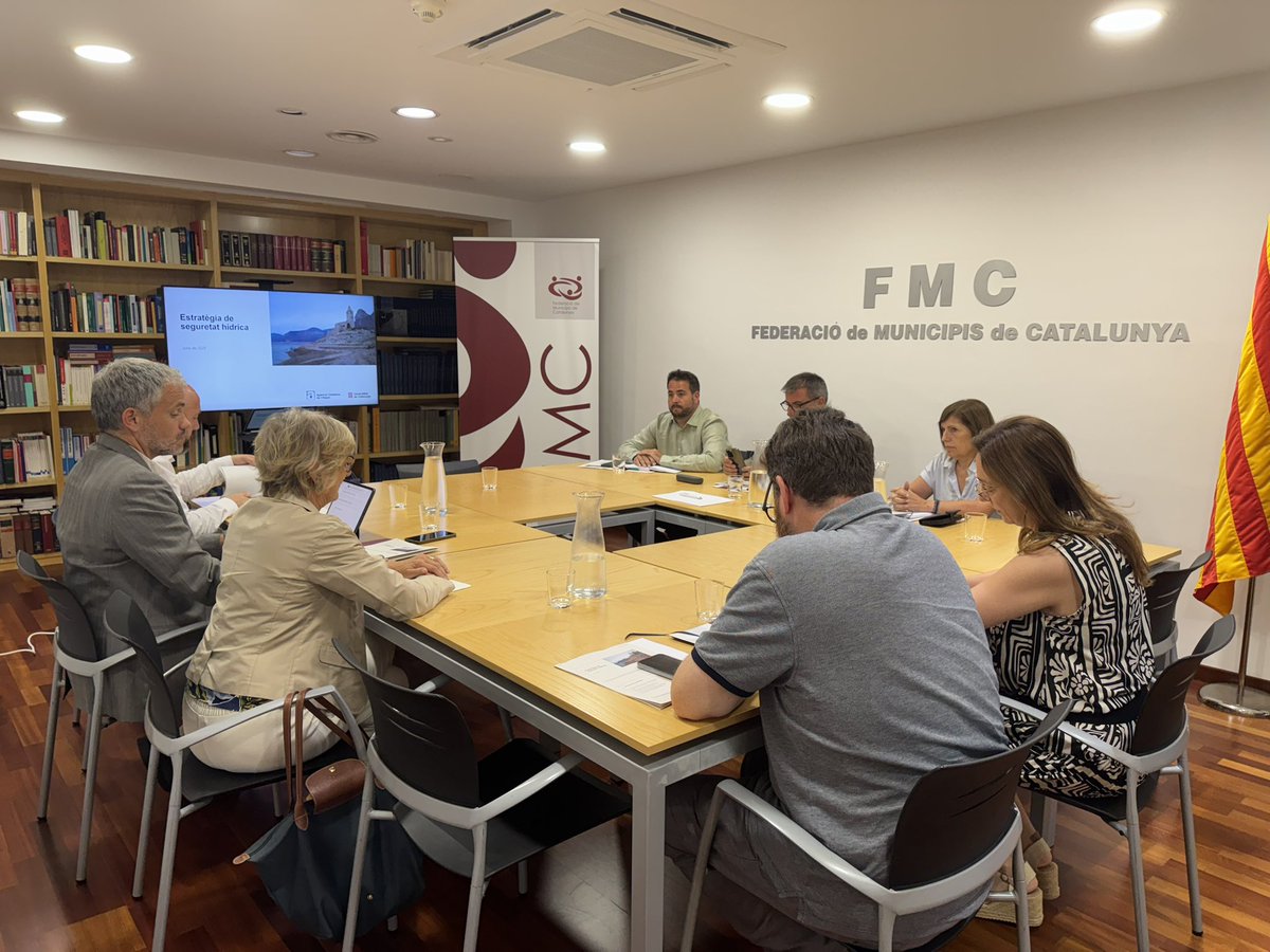 Aquest matí ens hem reunit amb l’agència Catalana de l’Aigua per parlar del Pla d’Infraestructures

#aigua #municipis #infraestructures