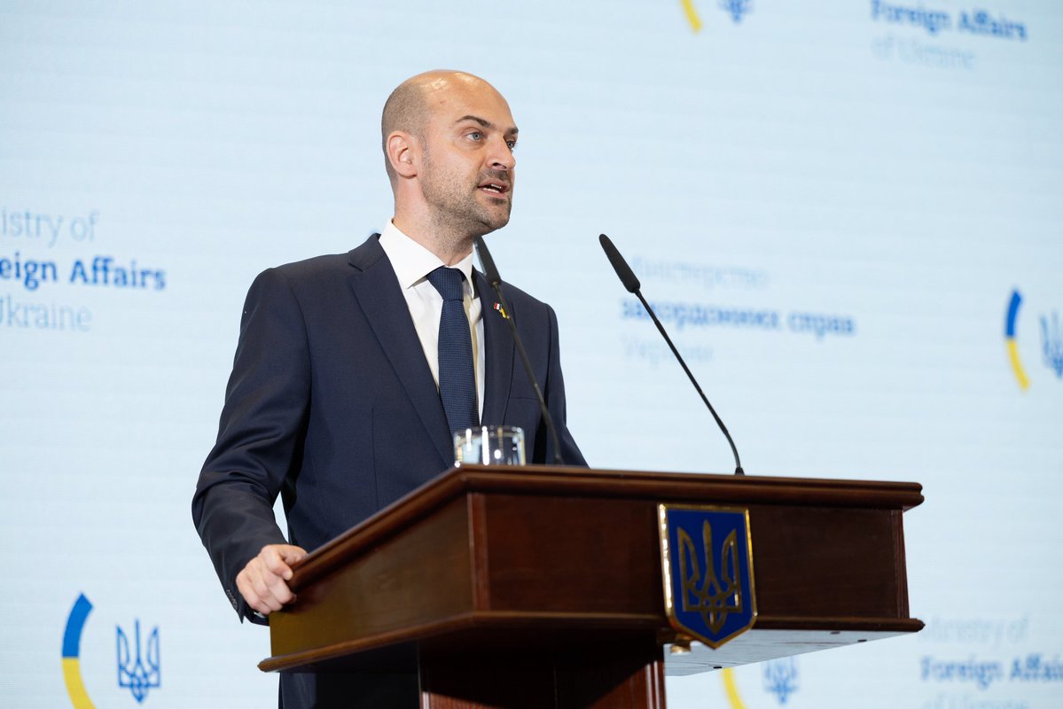 jnbarrot's tweet image. In 2014, Russia went to war in a desperate attempt to curb this European dream. And Russia failed. In 2022, Russia launched a full-scale invasion of Ukraine to punish its leaders and derail its European efforts. And Russia failed. Russia’s plan is doomed to fail, and Ukraine will…
