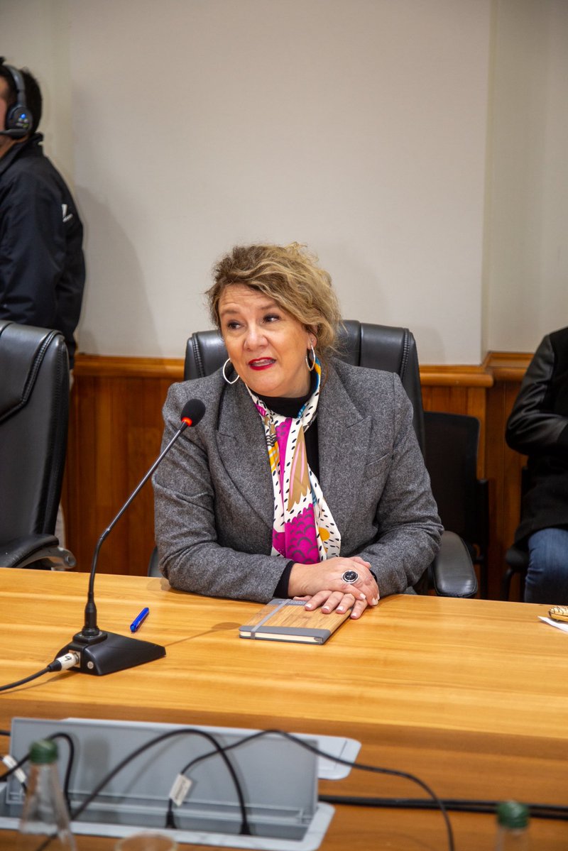 Rectora_UCT's tweet image. Comisión de Educación sesionó por primera vez en la UCT.
En dicha sesión, nuestra rectora, Marcela Momberg, expuso sobre la importancia de educar en paz, respeto y diversidad.
Se debatió sobre seguridad, bienestar y convivencia escolar.
#SomosUCT