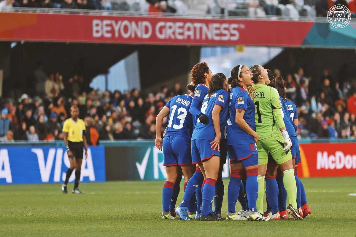 PilipinasWNFT's tweet image. Two years to the day the colors of the Philippine flag made its debut at the 2023 FIFA Women's World Cup, the ๐๐ถ๐ฑ๐ข๐ฏ๐จ ๐๐ช๐ฏ๐ช๐ณ๐ข๐ฏ๐จ was sung and โ๐๐๐๐๐๐๐๐๐, ๐๐๐๐๐โ was heard on football's grandest stage for the first time ever ๐ต๐ญ