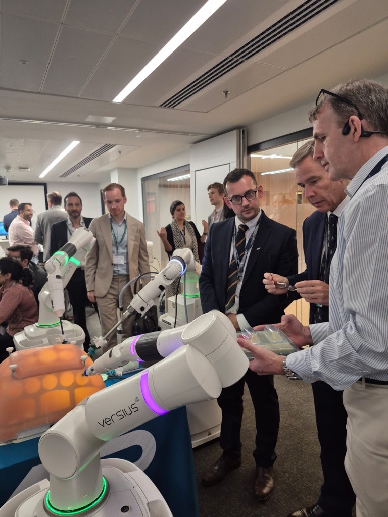 RCSnews's tweet image. We are excited to host @ASiTofficial for the ASiT x RaDIST Robotics for Trainees Conference 2025at our London HQ today. It is a fantastic opportunity to welcome our future Surgeons and practice some hands-on skills 🤖