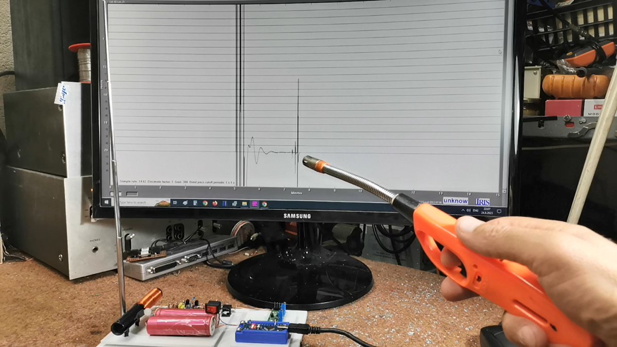 MakerIO's tweet image. Check out this project featuring a #DIY simple @Arduino 24/7 Lightning monitoring system! ⚡
Learn more: dky.bz/40tTvtb