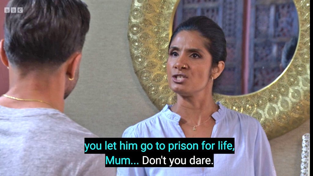 lasagneinmyshoe's tweet image. Heartwarming to see Eve comfort Suki after Suki smacked Vinny in the face for listing the many many ways she has abusively controlled her childrens lives over the last 30+ years (Nish was in prison for MOST of it you simply can not blame him)
#brave #narcissistparent #EastEnders