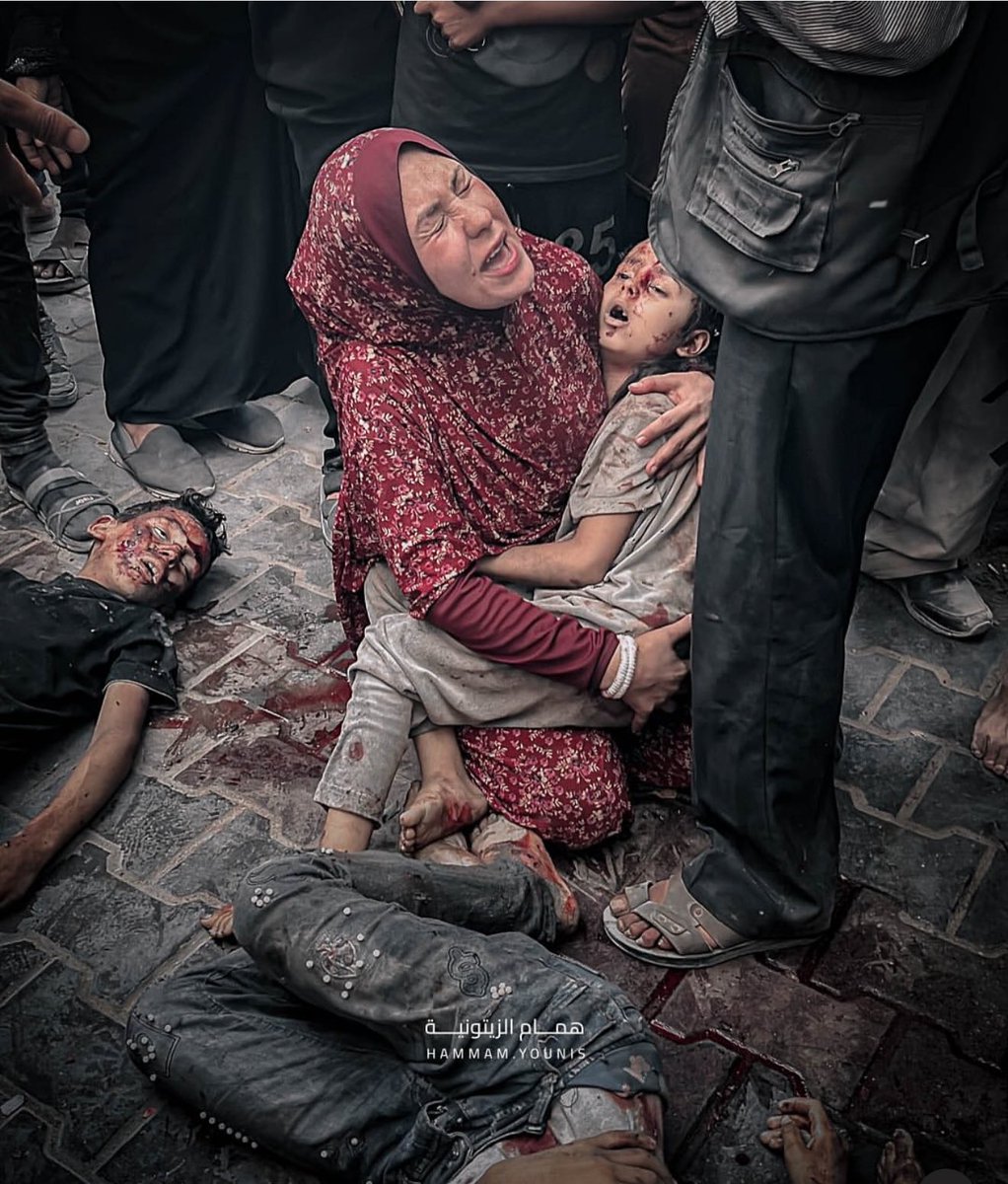wahimtt's tweet image. الى شرذمة الكفر والخيانة
ما يسمى بـ #الأقليات
والله لتسقطنّ أمريكا بمنظماتها الحقوقية التي استرخصت دماء المسلمين وجعلتها سلعة في سوق مصالحها القذرة. وستسقط إسرائيل معها، وحين تُكسر القيود، لن تجدوا من يرفع السيف عن رقابكم. وستدفعون ثمن دمائنا أنهارًا، تطهيرًا للأرض من نجاستكم