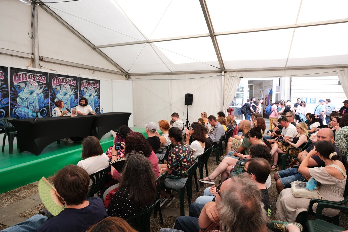 Juan Jacinto Muñoz Rengel es un narrador extraordinario, de los que seguimos con sumo interés, así que teníamos claro que queríamos que nos acompañara con Transmigración en el #celsius2025