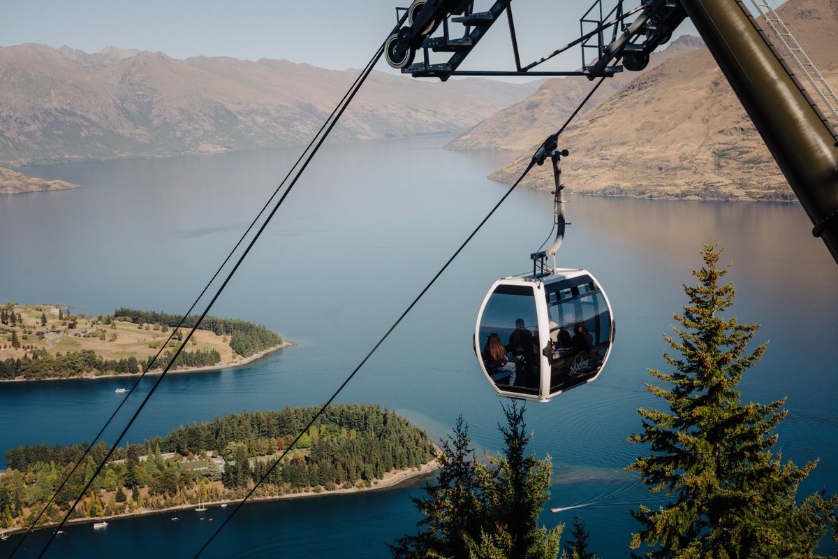 Accessible for all. Views for days 💙

Our gondolas are made so everyone can enjoy the ride - and the view.

Just look at this one from Queenstown 😍

#SkylineSwansea #Skyline #Swansea #Swanseabay