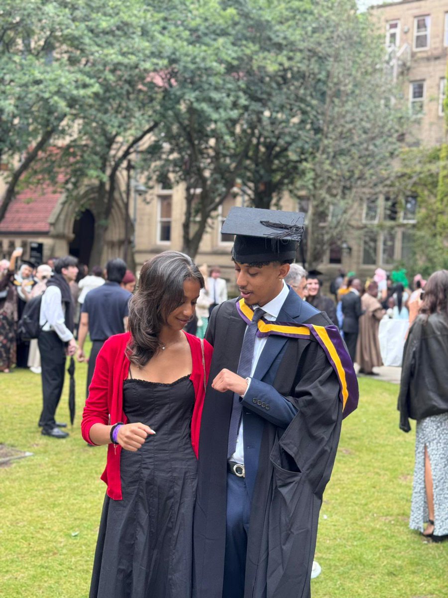DrTedros's tweet image. So proud of my son, Brook, for graduating from the University of Manchester! You've worked so hard, and I can't wait to see where your journey takes you next. Congrats, graduate!