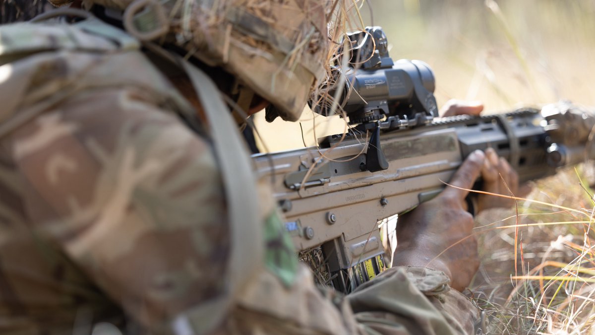 DefenceOps's tweet image. โ๏ธ1 RGR are in ๐ฆ๐บ for #OpHIGHMAST, bringing precision, power & partnership to @TalismanSabre
๐Across the Indo-Pacific, the @BritishArmy Gurkhas prove: small team, big impact.
๐คTraining with @DefenceAust strengthens UK-AUS ties & rapid deployment ability in the Indo-Pacific.