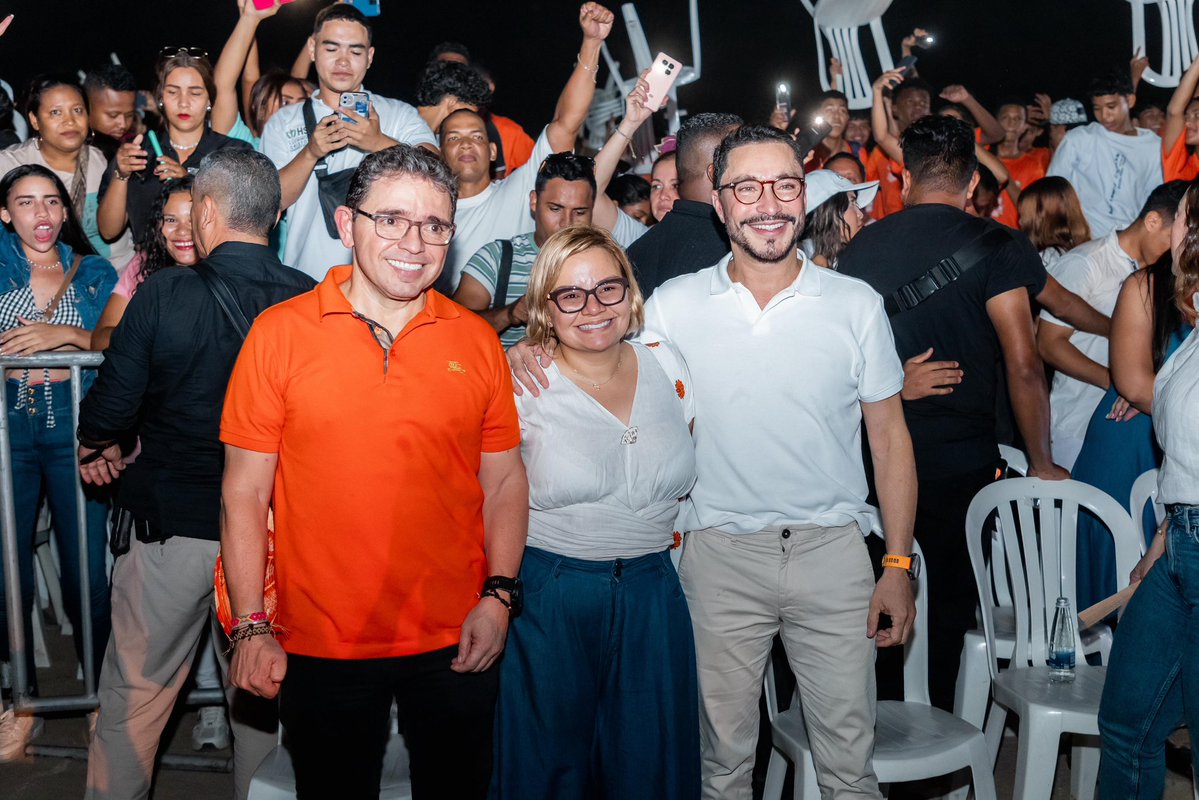 mmarguiguerra's tweet image. Me siento profundamente orgullosa de hacer parte de Fuerza Ciudadana 🧡 un proyecto político que ha demostrado con hechos su compromiso real por transformar el Magdalena.
.
Bajo el liderazgo visionario de Carlos Eduardo Caicedo Omar @carlosecaicedo y la gestión firme y decidida…
