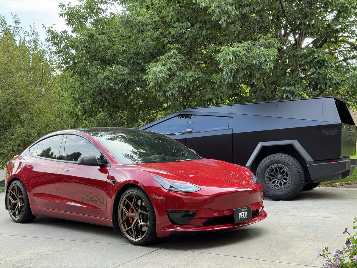 spotted_model's tweet image. More @MartianWheels goodness. I always got comments on my EV04s - from people who knew what they were. These wheels get comments from lots more people - including people who really don’t care about cars. Also, I haven’t been to a supercharger yet where somebody hasn’t asked about…