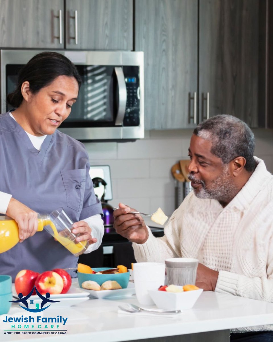 JFHomeCare's tweet image. Nutritious food is key to healthy aging. For seniors, balanced meals support energy, strength, and overall well-being.
At Jewish Family Home Care, we help make healthy eating easier with meal prep support and guidance tailored to individual needs. 🍎🥦