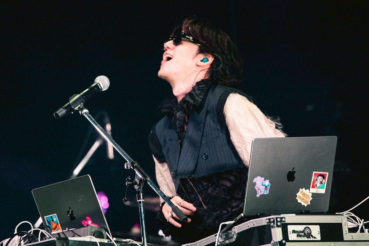 #NUMBERSHOT2025 ⚡️

【SET LIST】

1.KAMIKAZE
2.玄ノ歌
3.アストロビート
4.ええじゃないか
5.ぐーぐーぐー
6.色欲
7.カオカオ
8.ダンシングマニア

#DannieMay