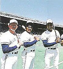 With their victory against the Giants last night, this year's Blue Jays tied the 1985 franchise record of 10 straight home victories. The longest winning streak of consecutive road games in Jays' history is 9 games, set during the 1993 season.