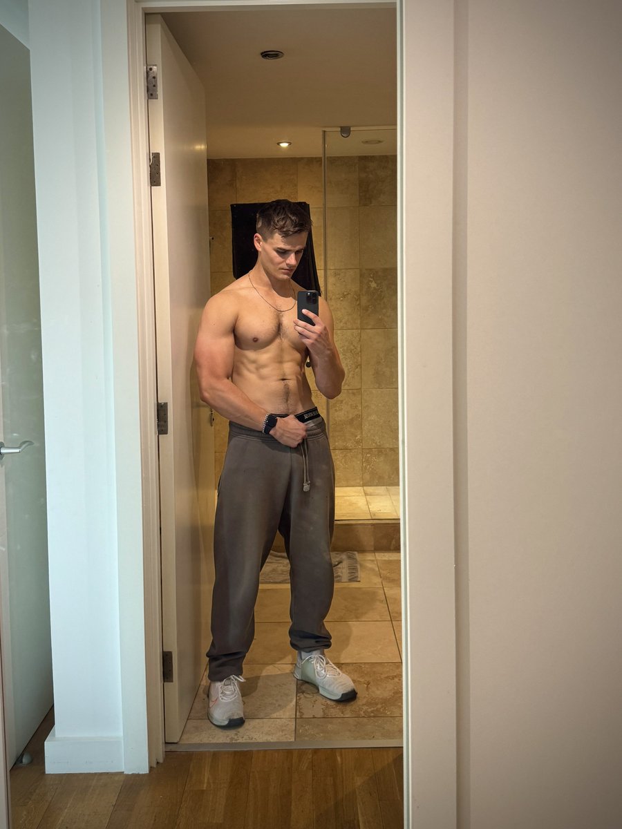 Quick upper pump today💪🏼🔥