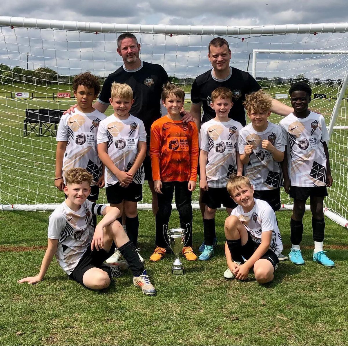 Teamgrassroots_'s tweet image. #EndOfSeasonShoutout to NN29 Titans of Podington Under 10’s. They have played in 5 tournaments this year winning 3, losing in the final of another and a semi final defeat on penalties in the other one. These boys have only been playing together for 6 months following players…