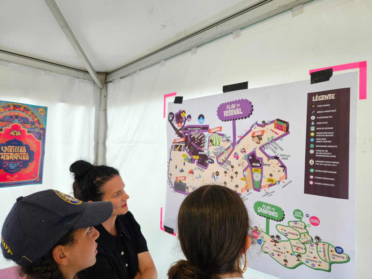 Mel_Thomin's tweet image. 🎉 Aux @Charrues ce week-end pour saluer les associatifs mobilisés : ce sont eux qui tiennent et animent les stands du festival !
Un salut tout particulier au groupe « Fleuves » qui a ravivé samedi après-midi la force et la jeunesse de la musique bretonne à Kerampuilh ! ✨🎶