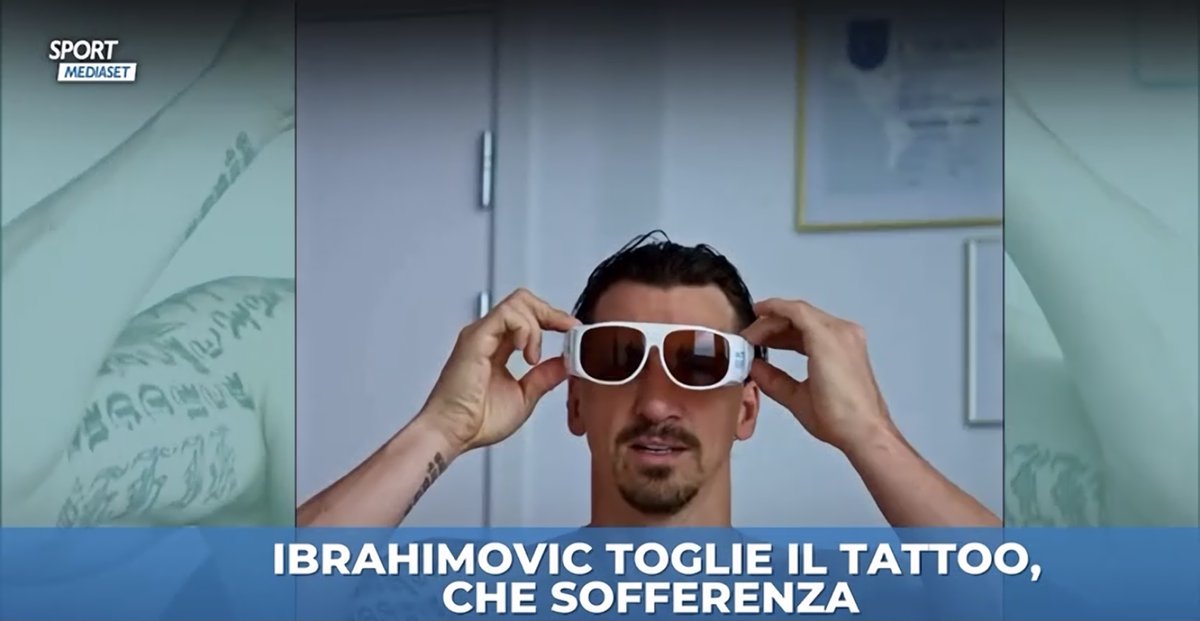 ZZiliani's tweet image. Attenzione, messaggio urgente: Ibrahimovic ha cancellato il suo tatuaggio più iconico. Presto un'edizione straordinaria di tutti i Tg a reti unificate
Nel mondo sta succedendo di tutto, e nel mondo del calcio pure, ma ci sono notizie che al loro passaggio travolgono ogni cosa:…